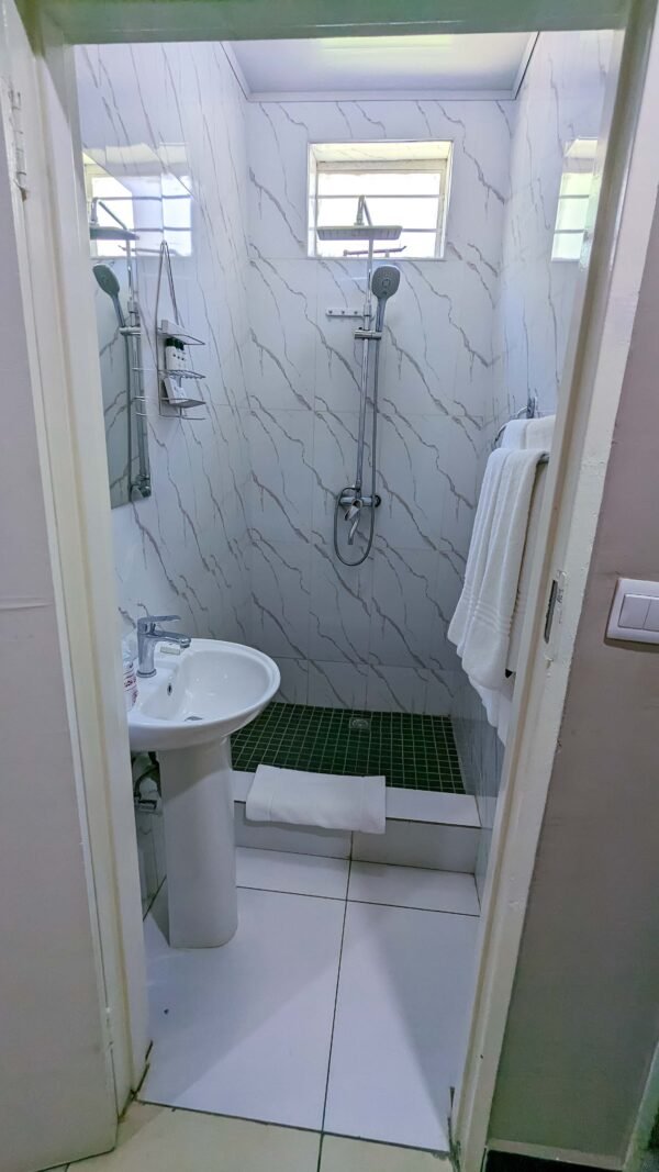 Executive Room - Image 17